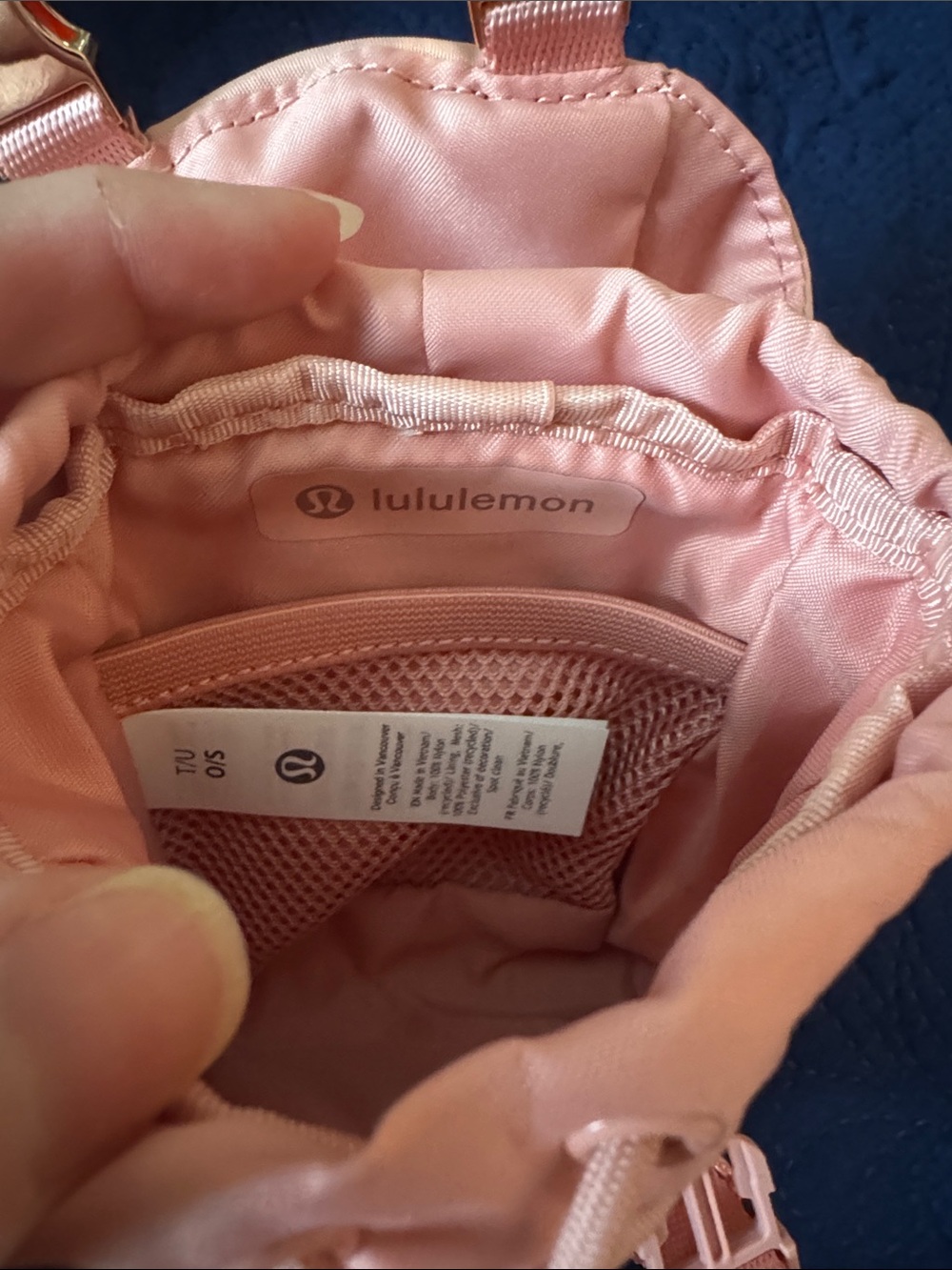 Lululemon Wunderlust Nano Backpack Keychain - Picture 4 of 5